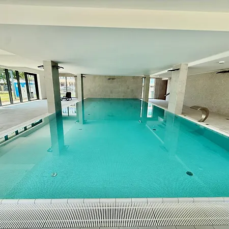 Premium 119 Z Ogrodkiem, Basenem, Sauna, Jacuzzi, Przy Samej Plazy - 5d Apartmán